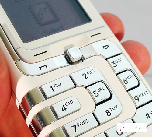  Nokia 7260:   