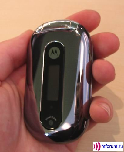 Motorola PEBL.