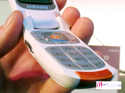 CeBIT-2005: Samsung 
