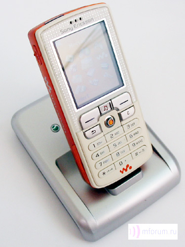    Sony Ericsson W800