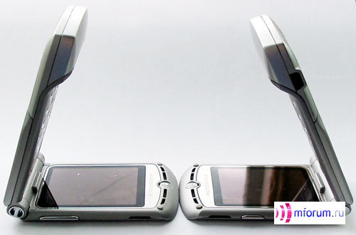 -   Motorola V3 RAZR: RAZR 