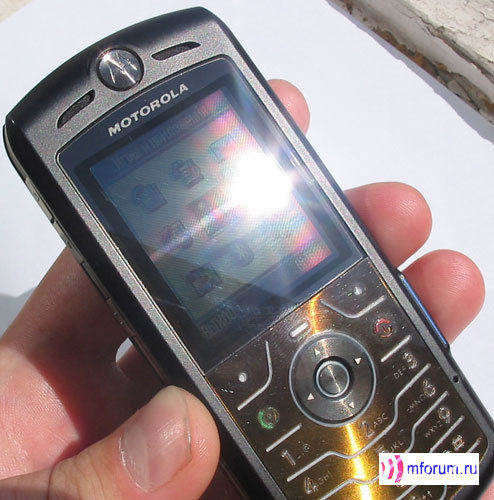    Motorola SLVR L7:   