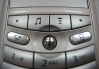 Обзор сотового телефон Motorola ROKR E1