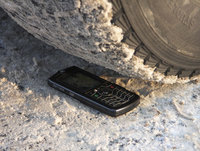 -   Motorola SLVR L7 (Mobile Phones Crash-tests)