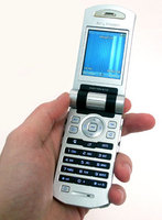    Sony Ericsson Z800