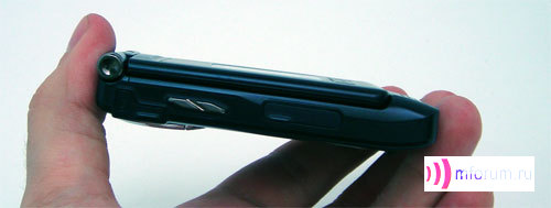    LG P7200