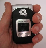    Sony Ericsson Z530i