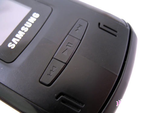   Samsung SGH-Z540