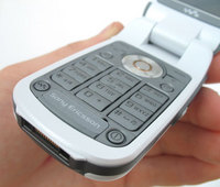    Sony Ericsson W710i