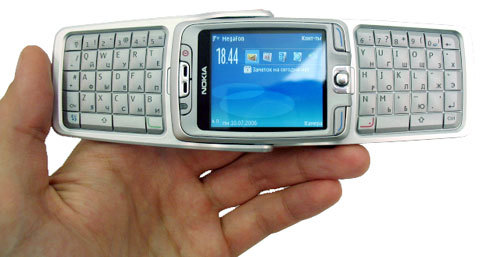  Nokia E70