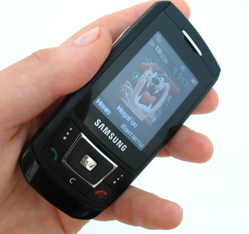    Samsung SGH-D900