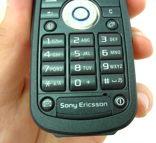   Sony Ericsson Z710i:  
