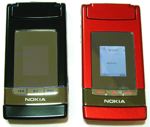  Nokia N76:  