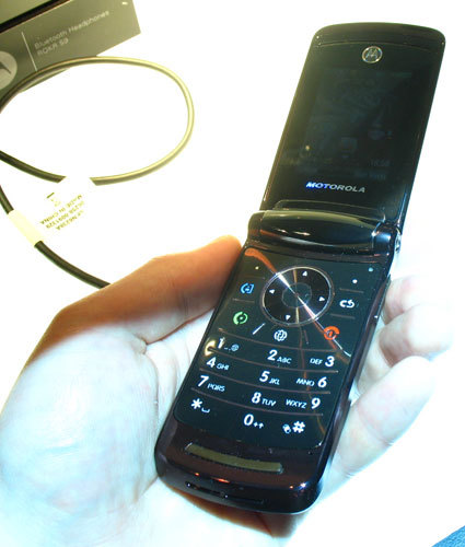 Motorola RAZR2 V8:   