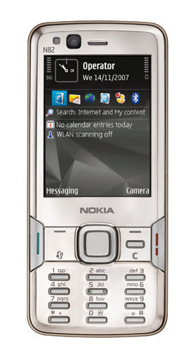 Nokia N82